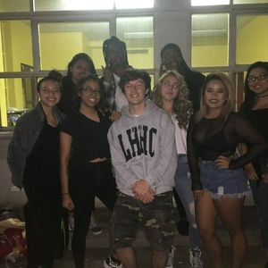 Meet your Posher, Ally